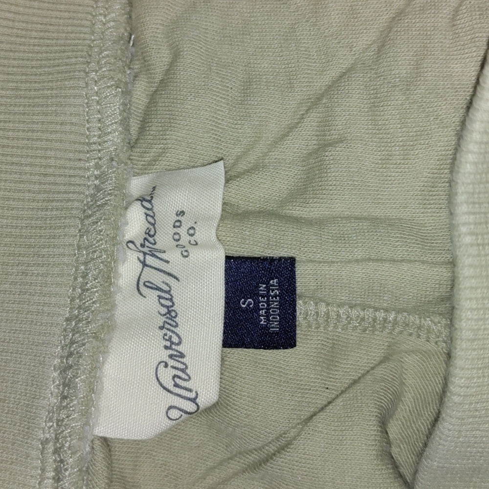 Universal Thread joggers .. - Picture 3 of 3